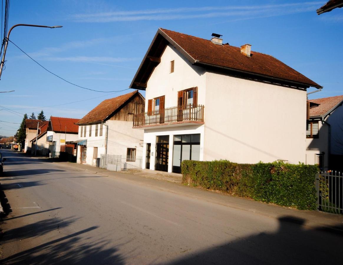 Apartman Alchemist I Bosanska Dubica エクステリア 写真